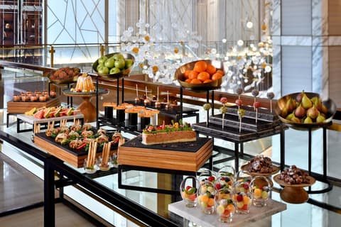 Grand Plaza Mövenpick Media City, Coffee service