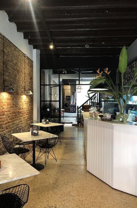 Phuket 346 Guest House, Reception