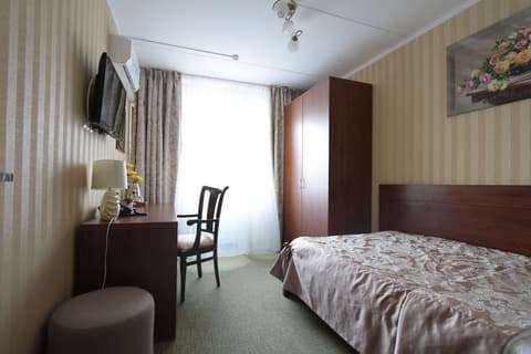 40 Let Pobedy Hotel, Room