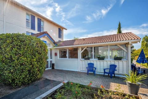 ibis budget Mâcon Sud, Terrace/patio