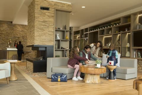 Les Villages Nature Paris, Lobby sitting area