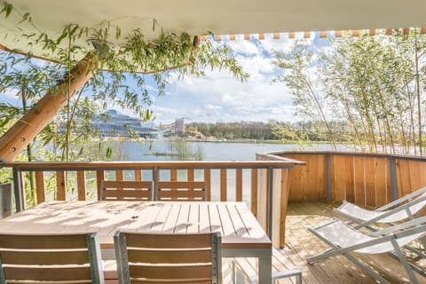 Les Villages Nature Paris, Terrace/patio