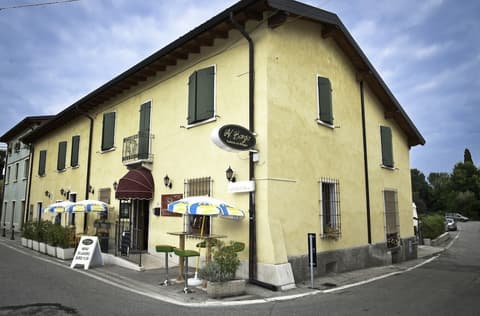 Al Borgo - Trattoria con Alloggio, Front of property