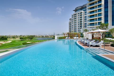 Vida Emirates Hills, Exterior