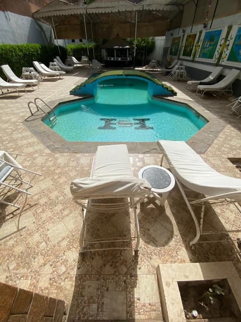 Shady Hotel, Terrace/patio