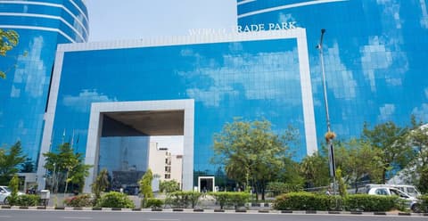 OYO 3311 Hotel Apple 9, Exterior