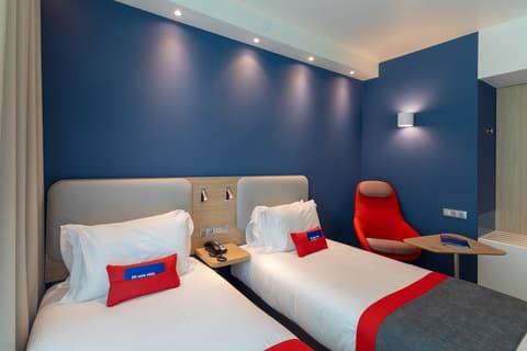 Holiday Inn Express Lisbon - Plaza Saldanha by IHG, Room