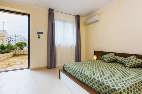 Masseria Santa Lucia, Room