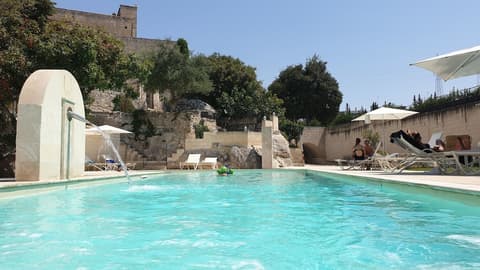 Masseria Santa Lucia, Pool