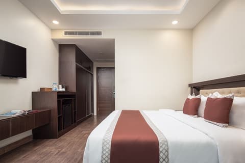 HM Grand Central Hotel, Room