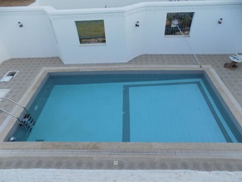 House Dar Mamina, Outdoor pool