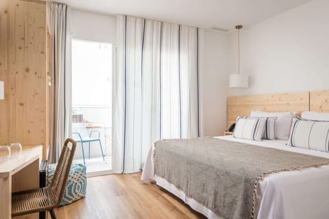 ALEGRIA Mariner, Room