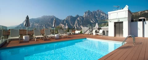 Garda Bike Residence, Outdoor pool