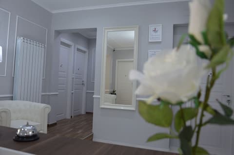 Ca dei Nobili, Lobby