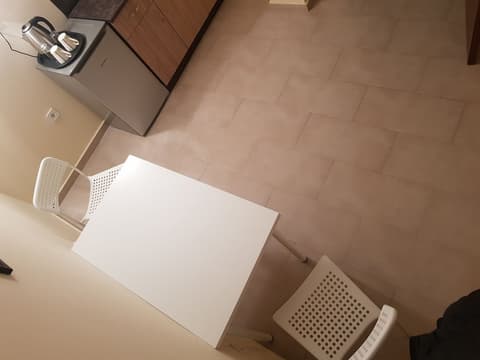 Twain Apart & Rooms, Private kitchenette