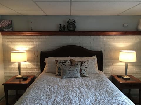 Stockbridge Lakes Bed & Breakfast, Room