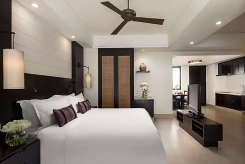 Ramada Plaza by Wyndham Sanya Bay, Room