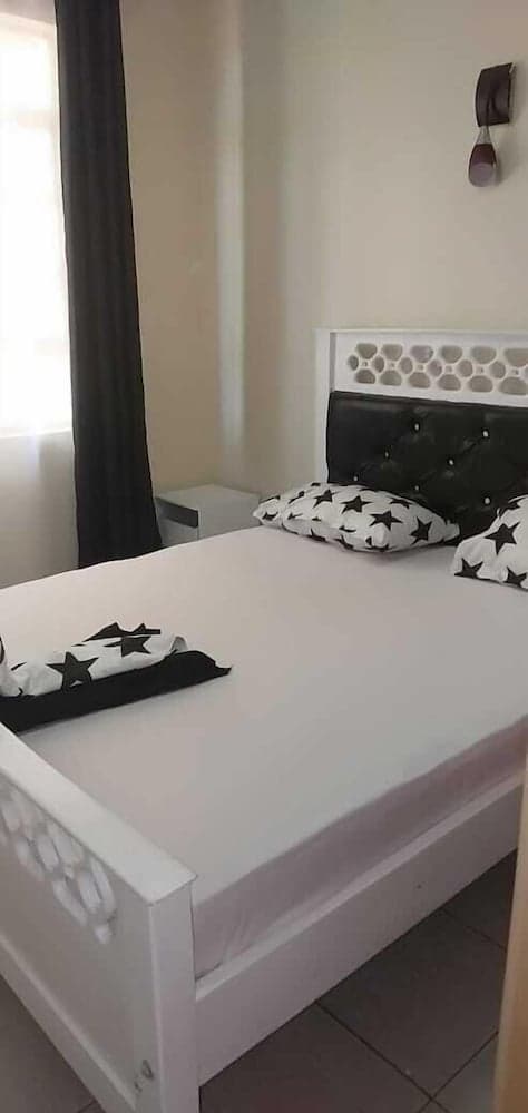 Royal Homes-JKIA, Room