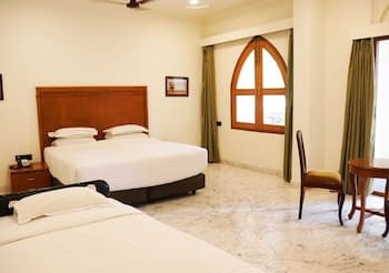 Maharaja Ganga Mahal, Room