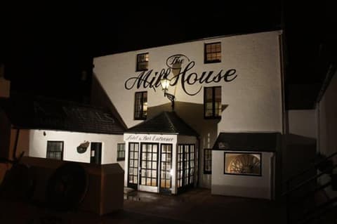 The Mill House Hotel, Front of property - evening/night
