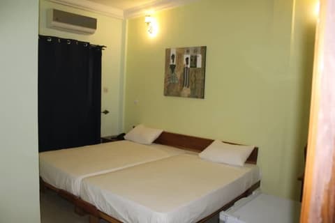 Maison D Hote Villy, Room