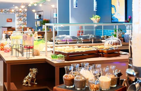 NYX Hotel Bilbao by Leonardo Hotels, Breakfast buffet