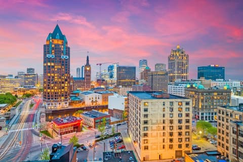 Cambria Hotel Milwaukee Downtown, Miscellaneous