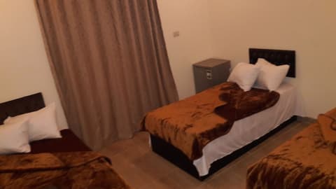 New Panorama Hotel, Room