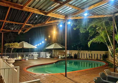 Purple Olive Guest House, Pool