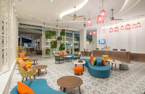 Centara Ao Nang Beach Resort & Spa Krabi, Lobby