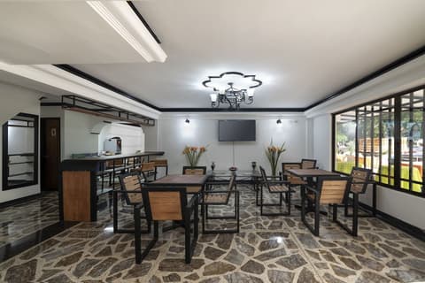 Hotel Balcones del Estadio, Reception