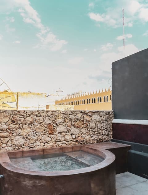 Hotel Urban, Private pool