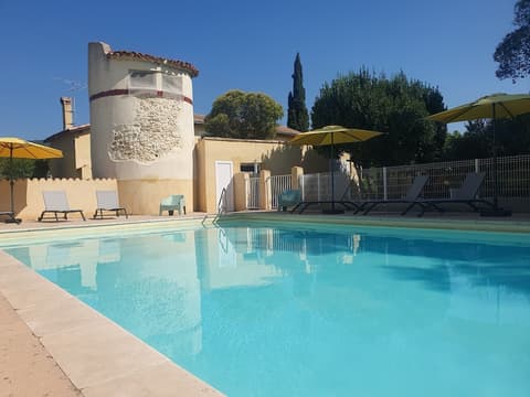 Hôtel Le Mas Des Quintrands, Pool