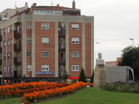 Hostal Hispanico II, Front of property
