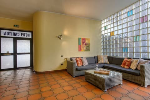 Hotel Carlton Dortmund, Interior entrance