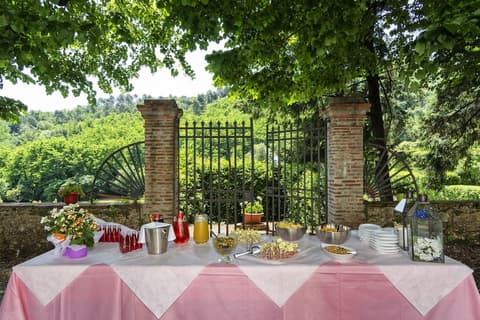 Casa Diocesana di Lucca, Buffet