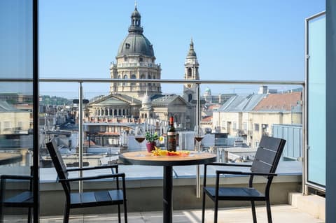 Hilton Garden Inn Budapest City Centre, In-room dining
