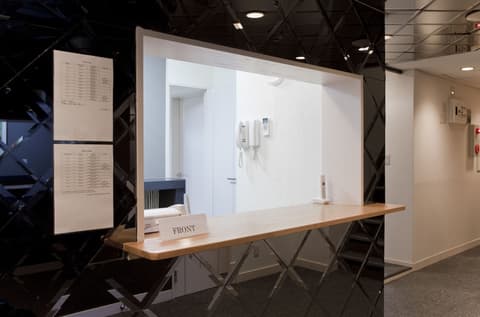 Shin-Okubo International Hotel, Reception