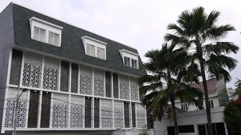 MK House SCBD, Exterior