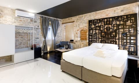 Palace Luxury Room, Room