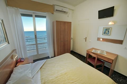 Hotel Mayola, Room