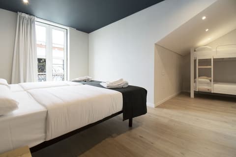 The Central House Lisbon Baixa - Hostel, Room