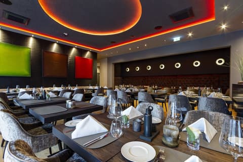 Qube Hotel Bahnstadt, Restaurant