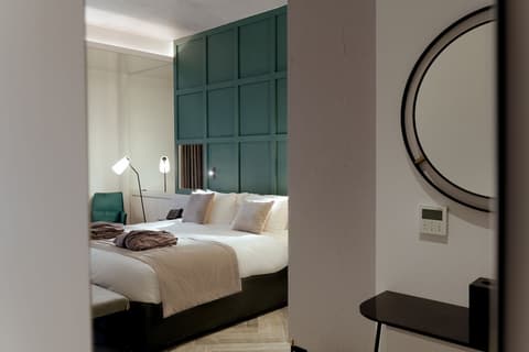 The Embassy Valletta Hotel, Room