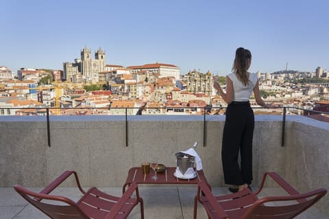 PortoBay Flores, Exterior