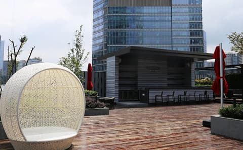 Shangri-La Yuanqu, Suzhou, Terrace/patio