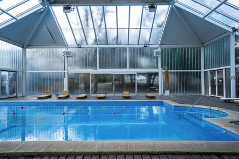 Pioneros Suites by Grupo Tierra Gaucha, Indoor pool