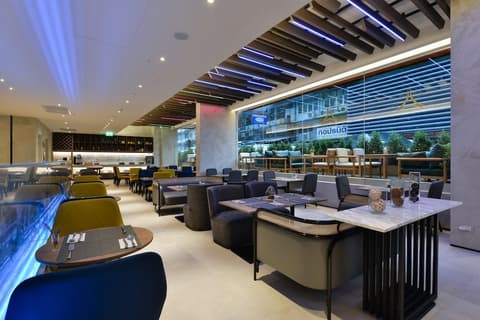 Aspira One Sutthisan, Restaurant