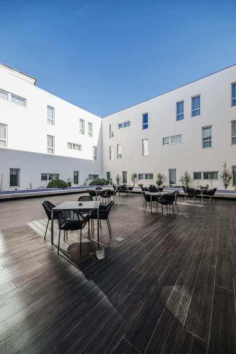 Moov Hotel Évora, Courtyard