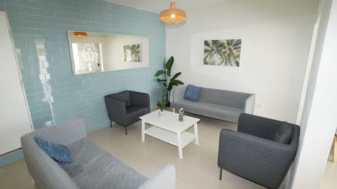Aura House Isla Verde, Lobby sitting area